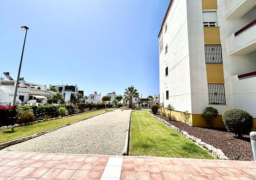 Apartment in Villamartin