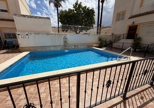 Town house in Torremendo