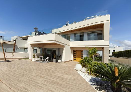 Villa in Orihuela Costa