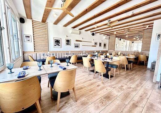 Commercial in Cabo Roig
