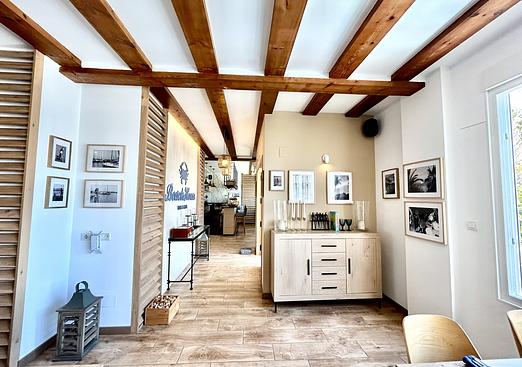 Commercial in Cabo Roig