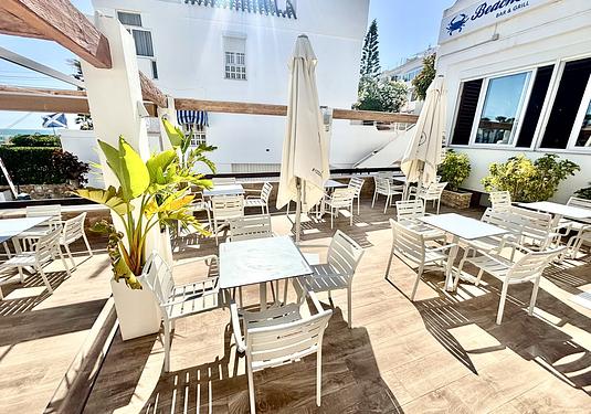 Commercial in Cabo Roig
