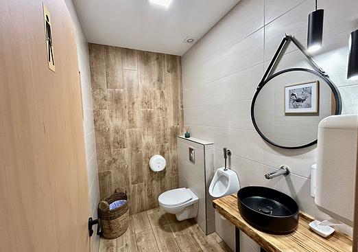 Commercial in Cabo Roig