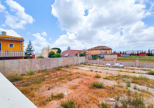 Land in Los Urrutias