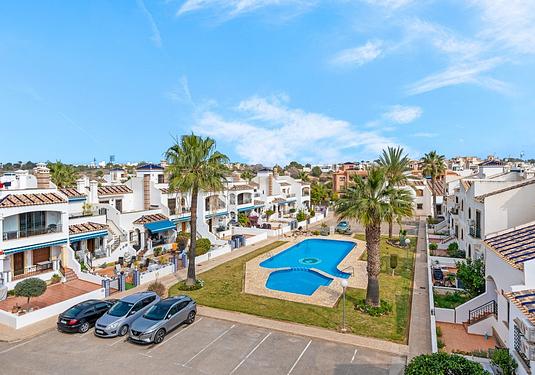 Penthouse penthouse in Orihuela Costa
