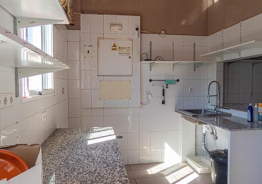 Commercial in Algorfa