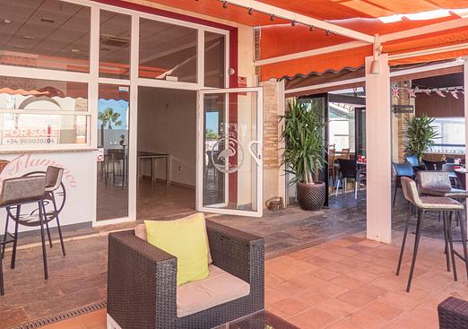 Commercial in Algorfa