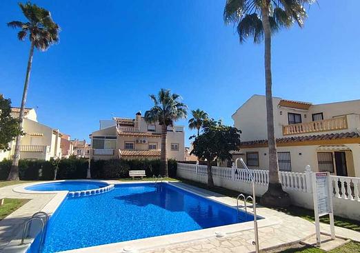Town house in Playa Flamenca