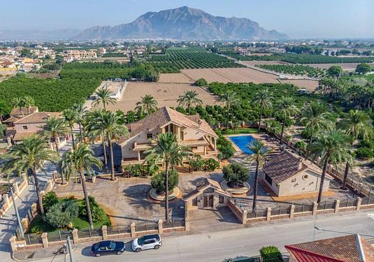 Villa in Molins