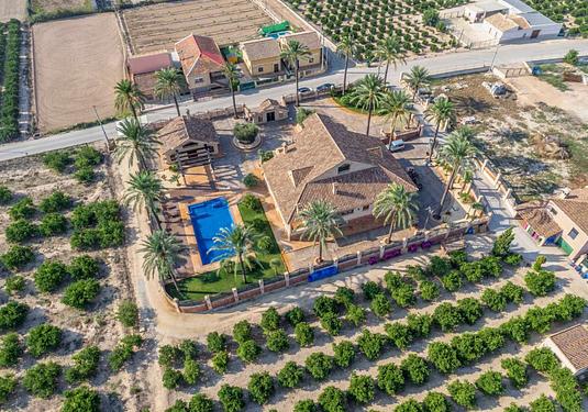 Villa in Molins