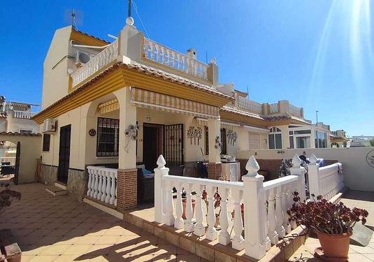 Town house in Playa Flamenca