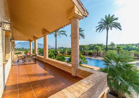 Villa in Molins