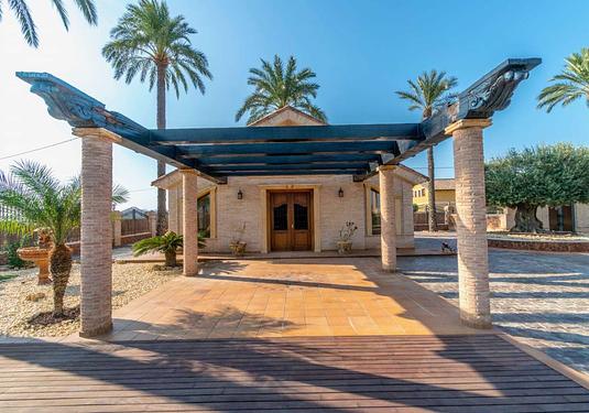 Villa in Molins