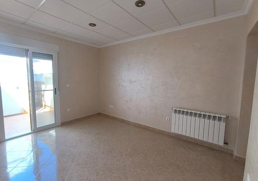 Town house in Algueña