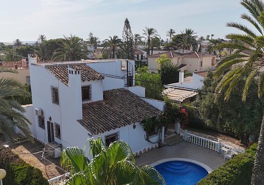 Villa in Cabo Roig