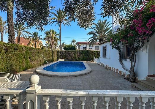 Villa in Cabo Roig