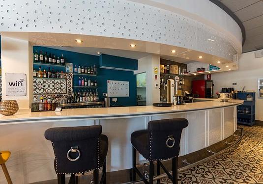 Commercial in Mar Menor Golf Resort
