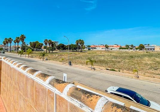 Bungalow in Los Alcazares
