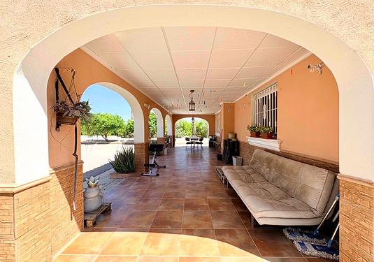 Country house in Dolores