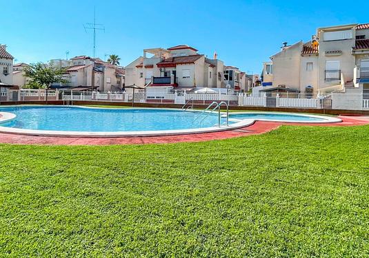 Bungalow in Orihuela Costa