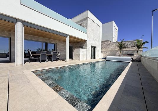 Villa in Benijofar