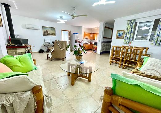 Villa in Daya Nueva