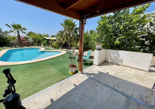 Villa in Daya Nueva