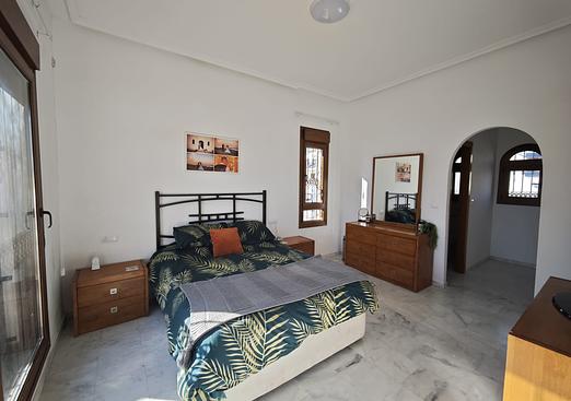 Villa in Algorfa