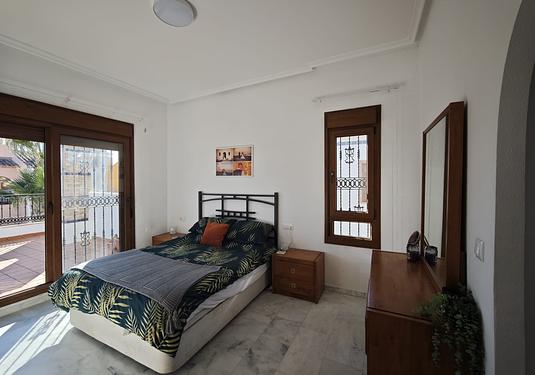 Villa in Algorfa