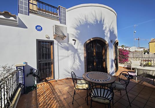 Villa in Algorfa