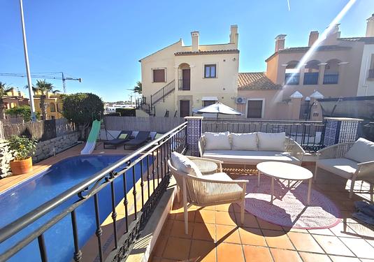 Villa in Algorfa