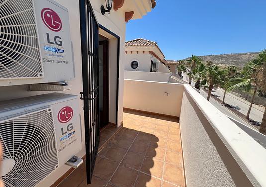 Villa in Algorfa