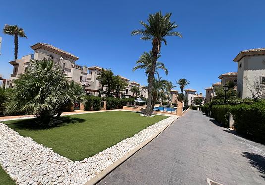 Villa in Algorfa