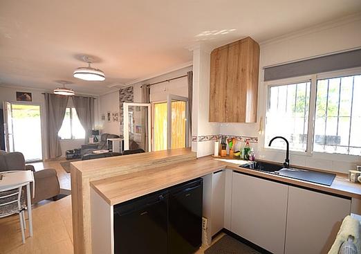 Semi detached in Sucina