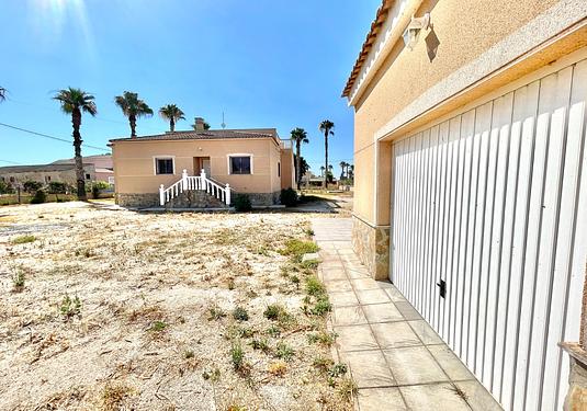 Villa in Catral