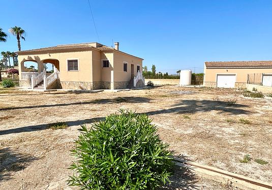 Villa in Catral
