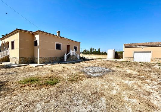 Villa in Catral