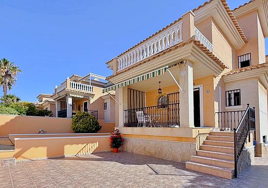 Villa in Orihuela
