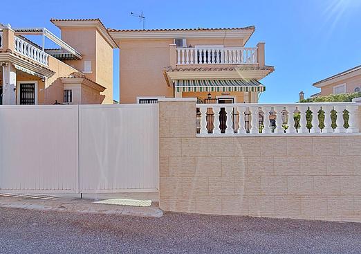 Villa in Orihuela