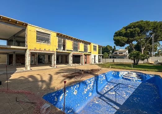 Villa in Cabo Roig