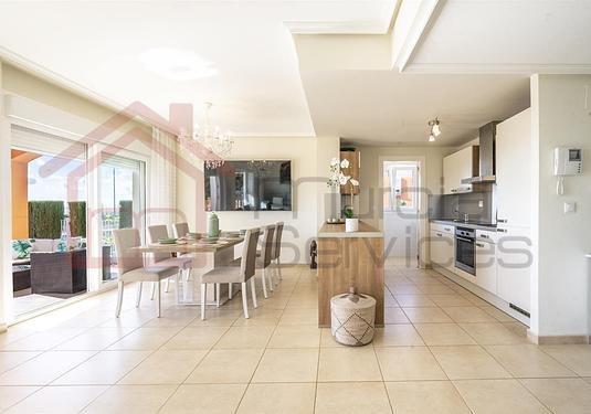 Apartment in Altaona Golf and Country Club