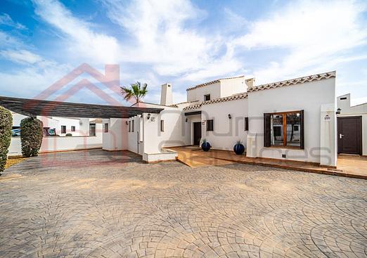 Villa in El Valle Golf Resort
