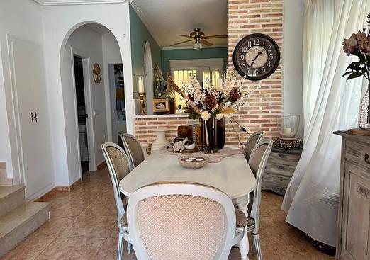 Villa in El Raso