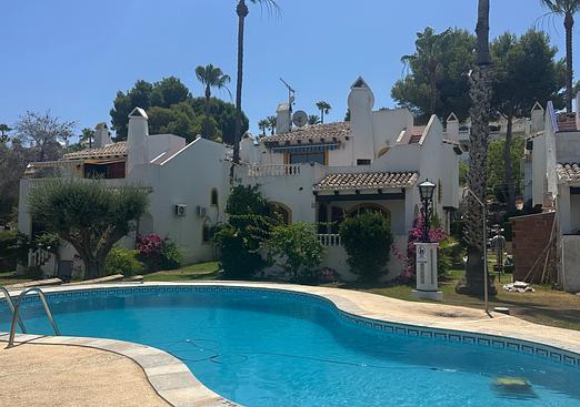 Villa in Orihuela Costa