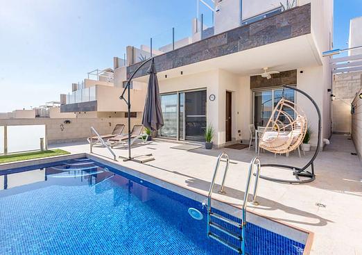 Villa in Orihuela Costa