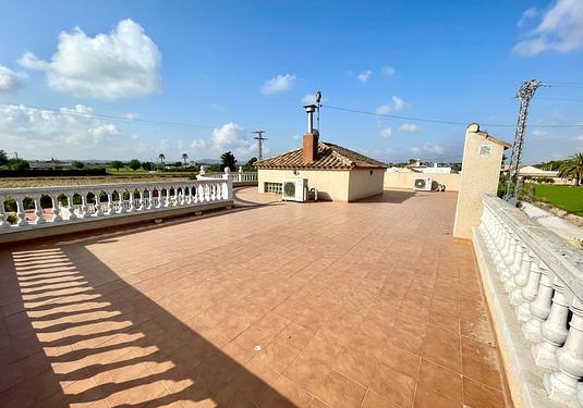 Villa in Catral