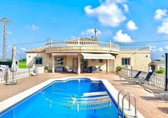 Villa in Catral