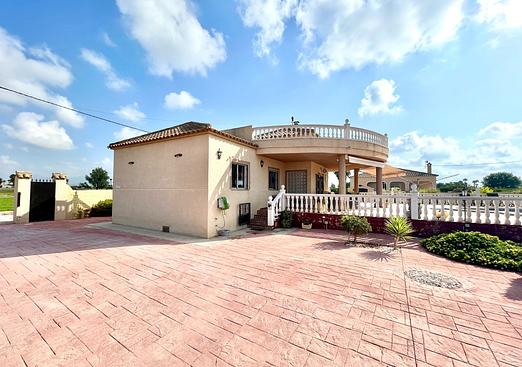 Villa in Catral