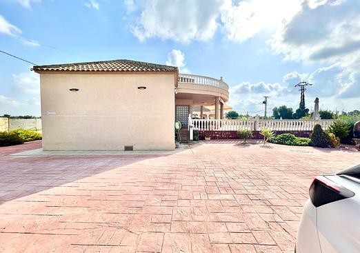 Villa in Catral