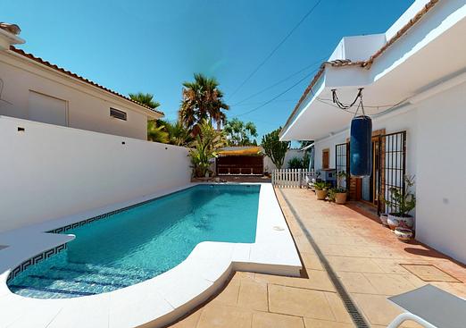 Villa in Los Alcazares